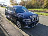 Volkswagen Tiguan Allspace 2.0 TDI SCR DSG Comfortline ... - VW Tiguan Allspace von privat