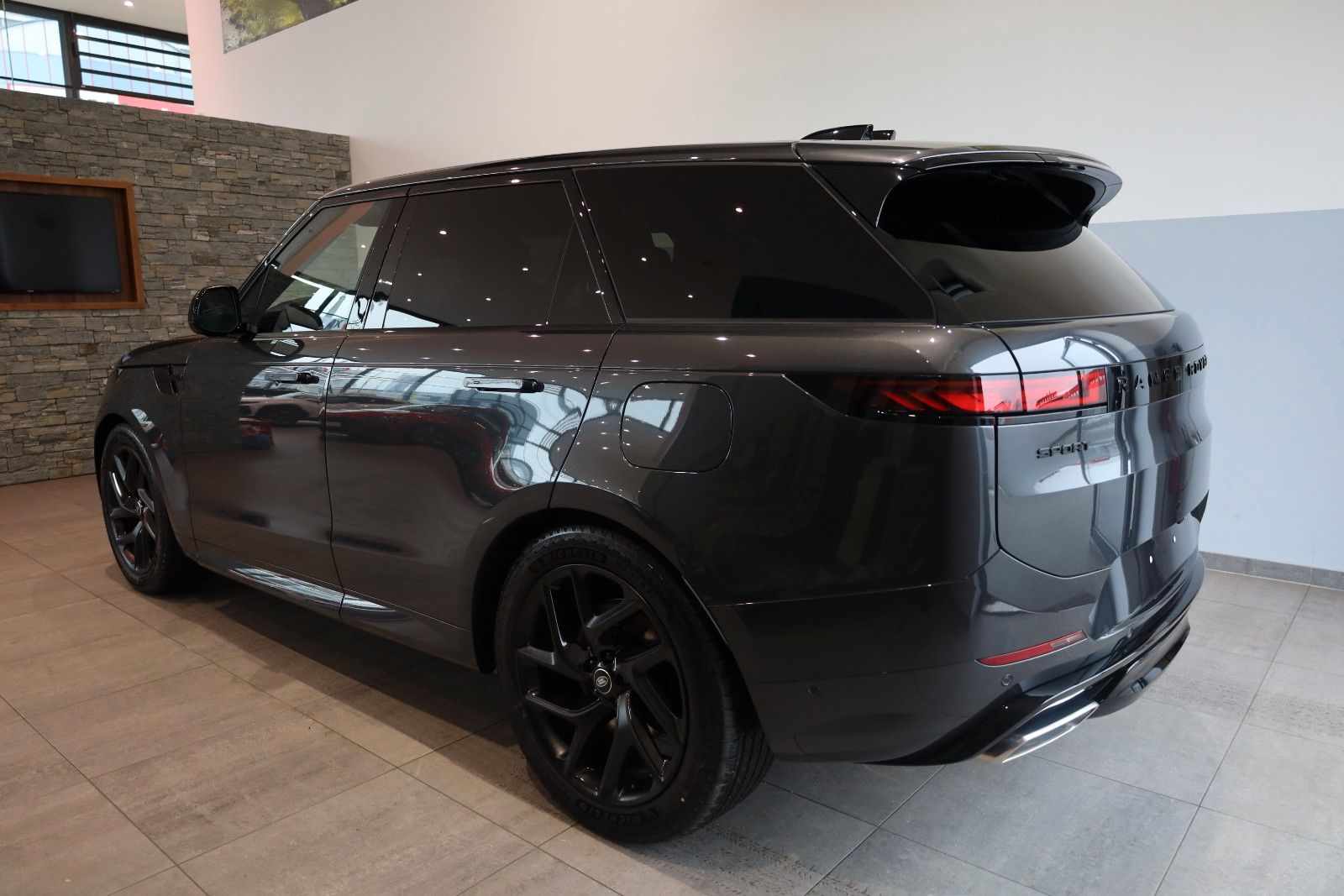 Land Rover Range Rover Sport P460e Dynamic HSE Plug-in imagem 3