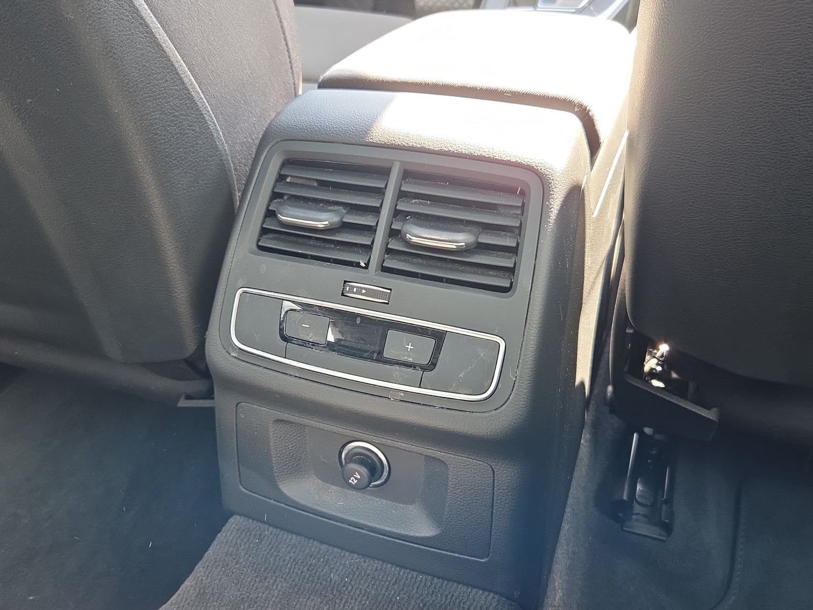 Audi A4 - Bild 17