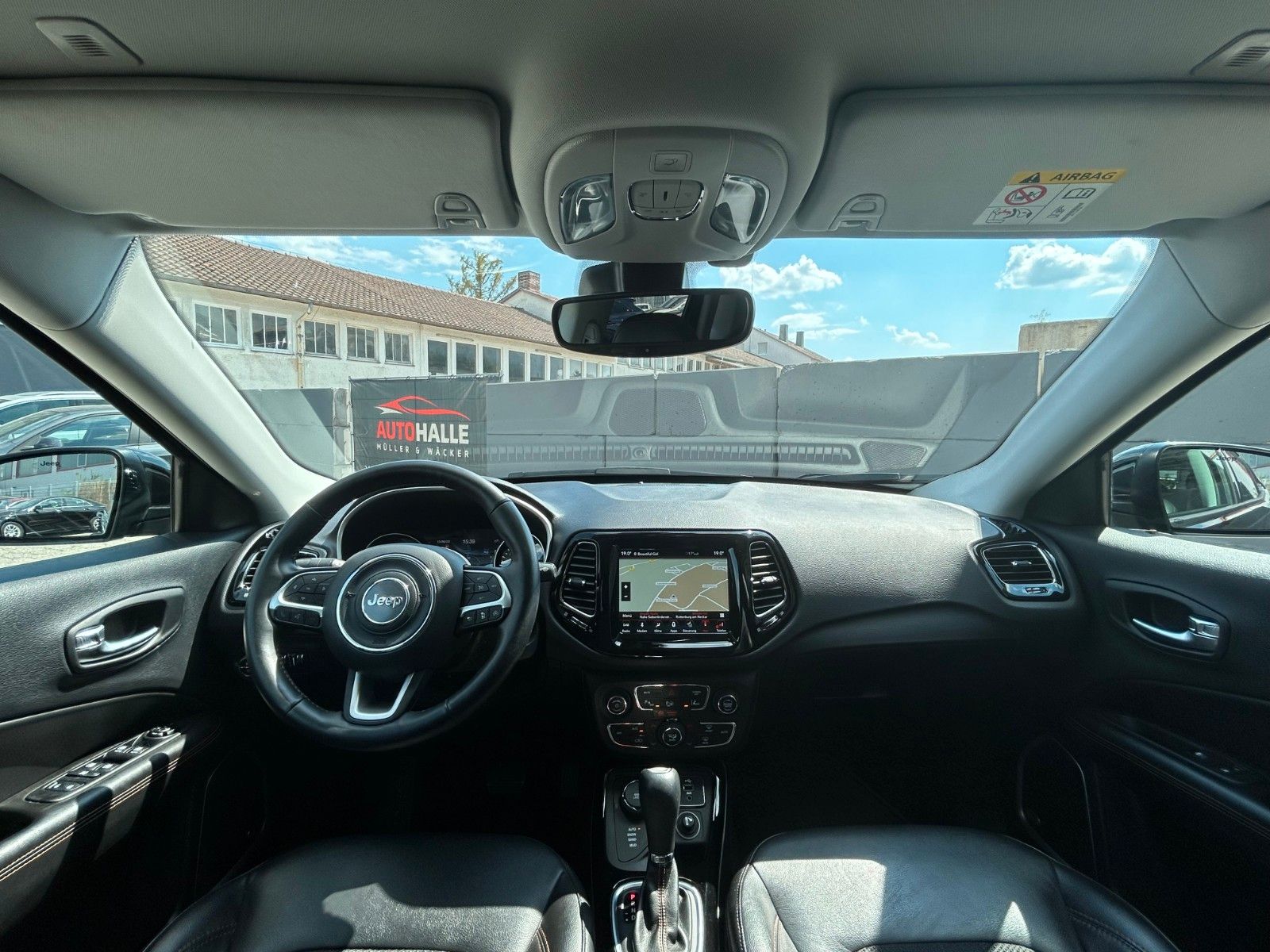 Fahrzeugabbildung Jeep Compass 1.4 Limited 4x4 Automatic Kamera beats