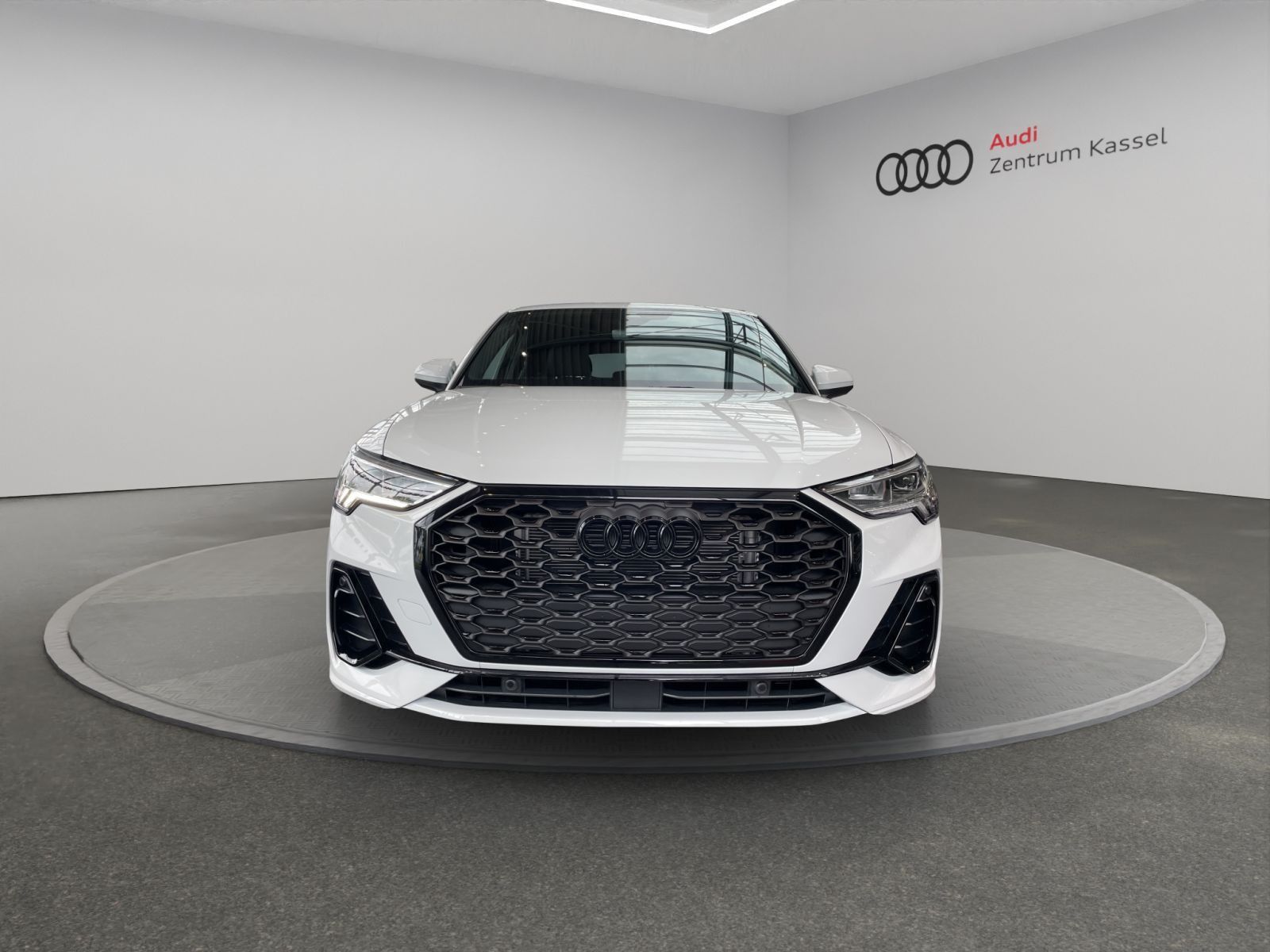 Audi Q3 - Bild 8