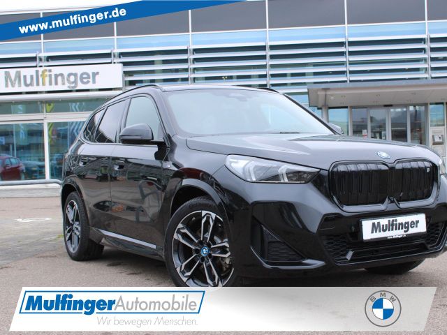 BMW iX1 x30 M Sport HUD SuView.LiveProf.KomfZ.H/K19"