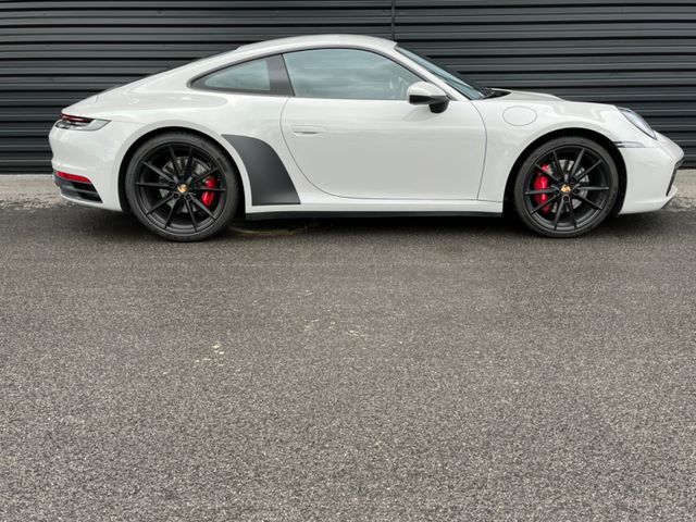 Porsche 911-992  Carrera 4S-BOSE-CHRONO-ABGAS-2.HAND