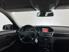 MERCEDES-BENZ E 250 CDI / AHK / NUR 89.tKM / TOP AUSST./ MERCEDES-BENZ E 250 CDI / AHK / NUR 89.tKM / TOP AUSST./