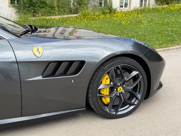 2020 Ferrari GTC4LUSSO — миниатюра 20