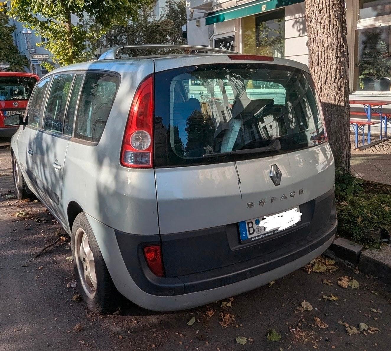 Renault Espace 2004 — rear view