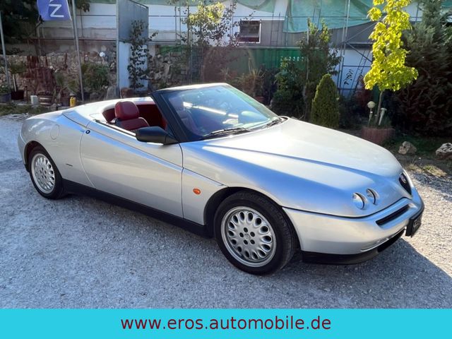 Alfa Romeo Spider 2.0 T.Spark/LEDER/