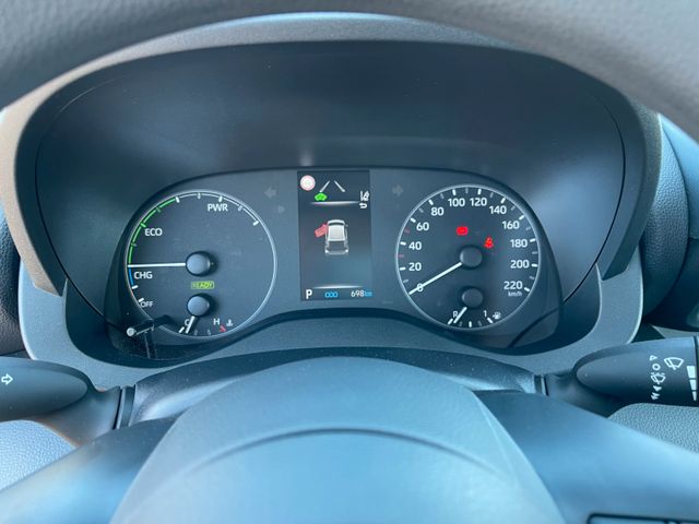 Toyota Yaris Hybrid Basis Weiß Automatik