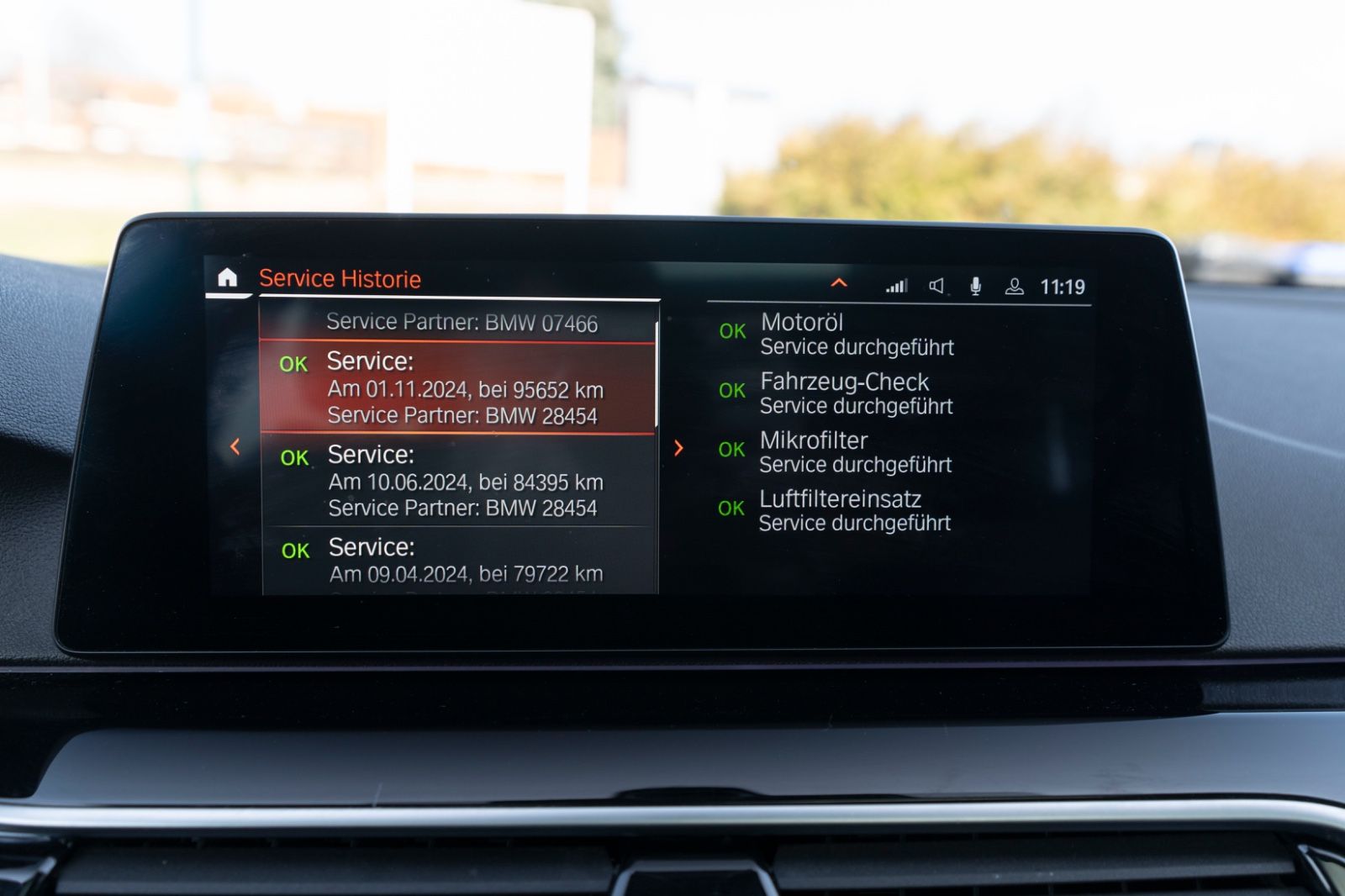 Fahrzeugabbildung BMW 520d xDrive SPORT SHADOW ACC LED H&K 360° TOTW