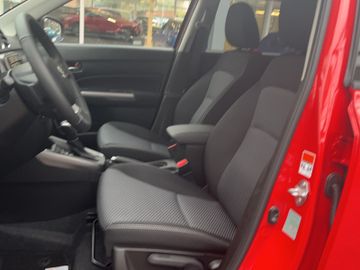 Fotografie 13 des Suzuki Vitara 1.4 Comfort Kamera LED ACC NAVI