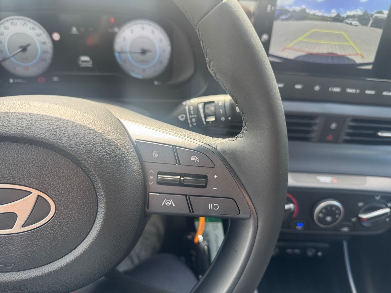 Fahrzeugabbildung Hyundai i20 TREND *BOSE*SOUNDPAKET* Fernlichtass. Kam.