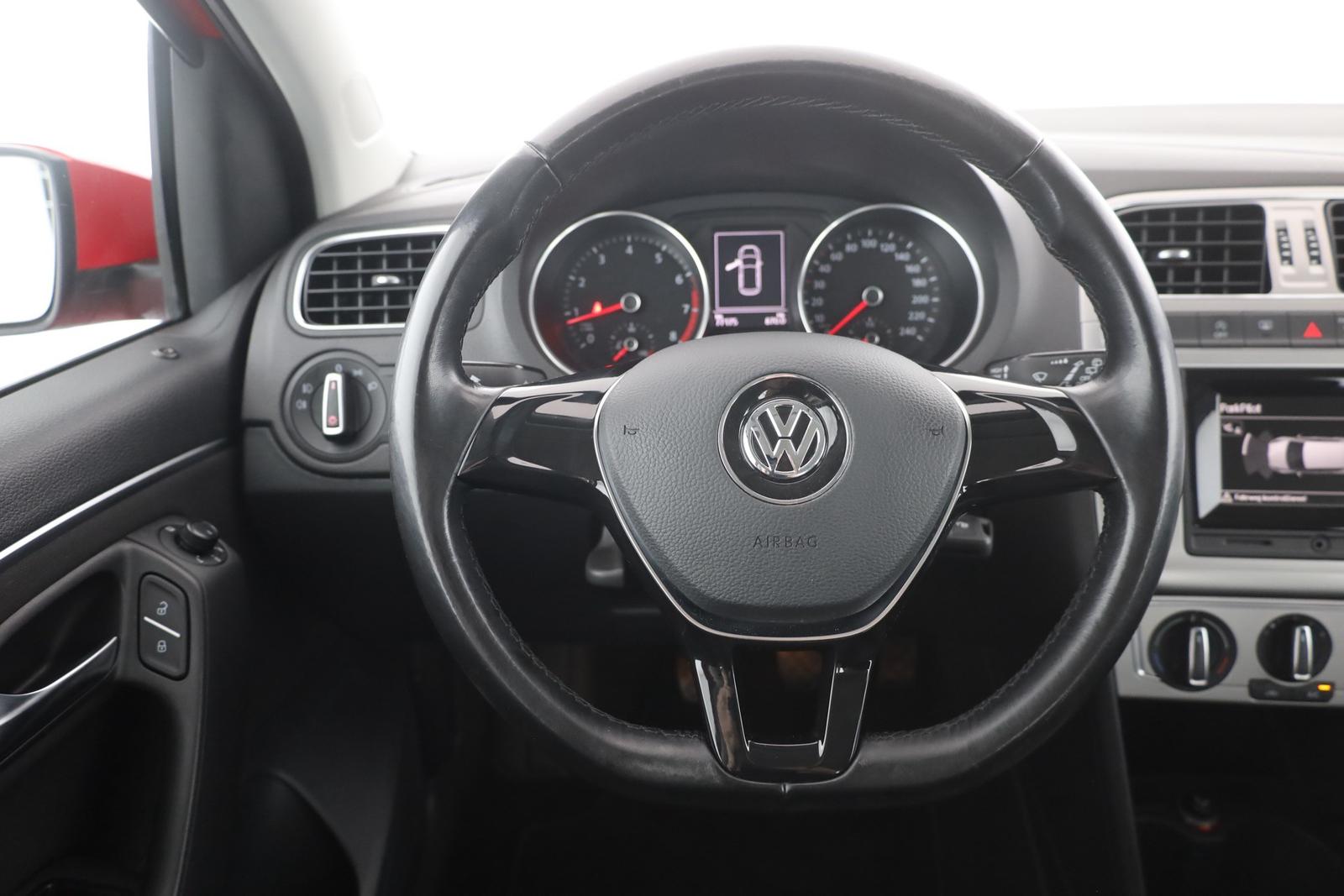 Volkswagen Polo 1.2 TSI Highline Klima Sitzheizung PDC AUX