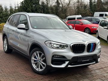 Bild 6 BMW X3 Baureihe X3 xDrive 20 d Advantage