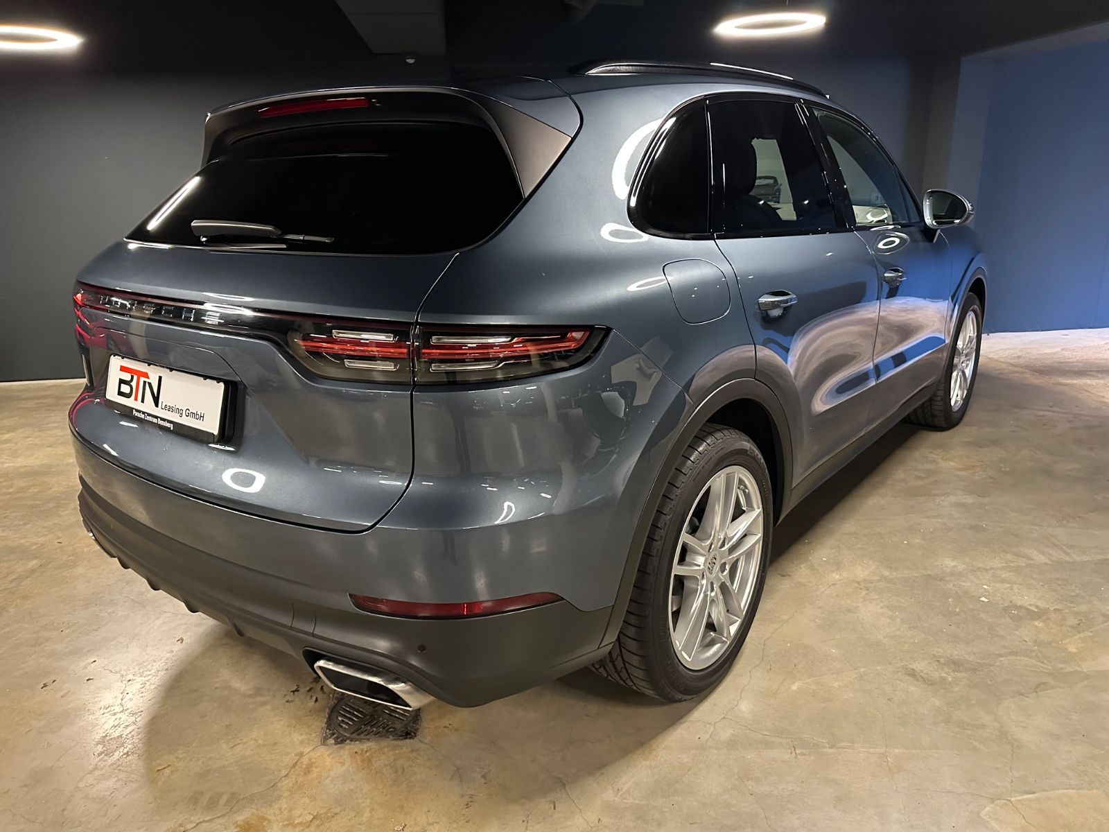 Porsche Cayenne AHK Luftfederung Surround View foto 3