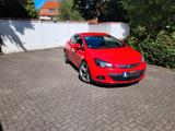 Opel Astra J GTC - Opel Astra aus 2011: Gtc