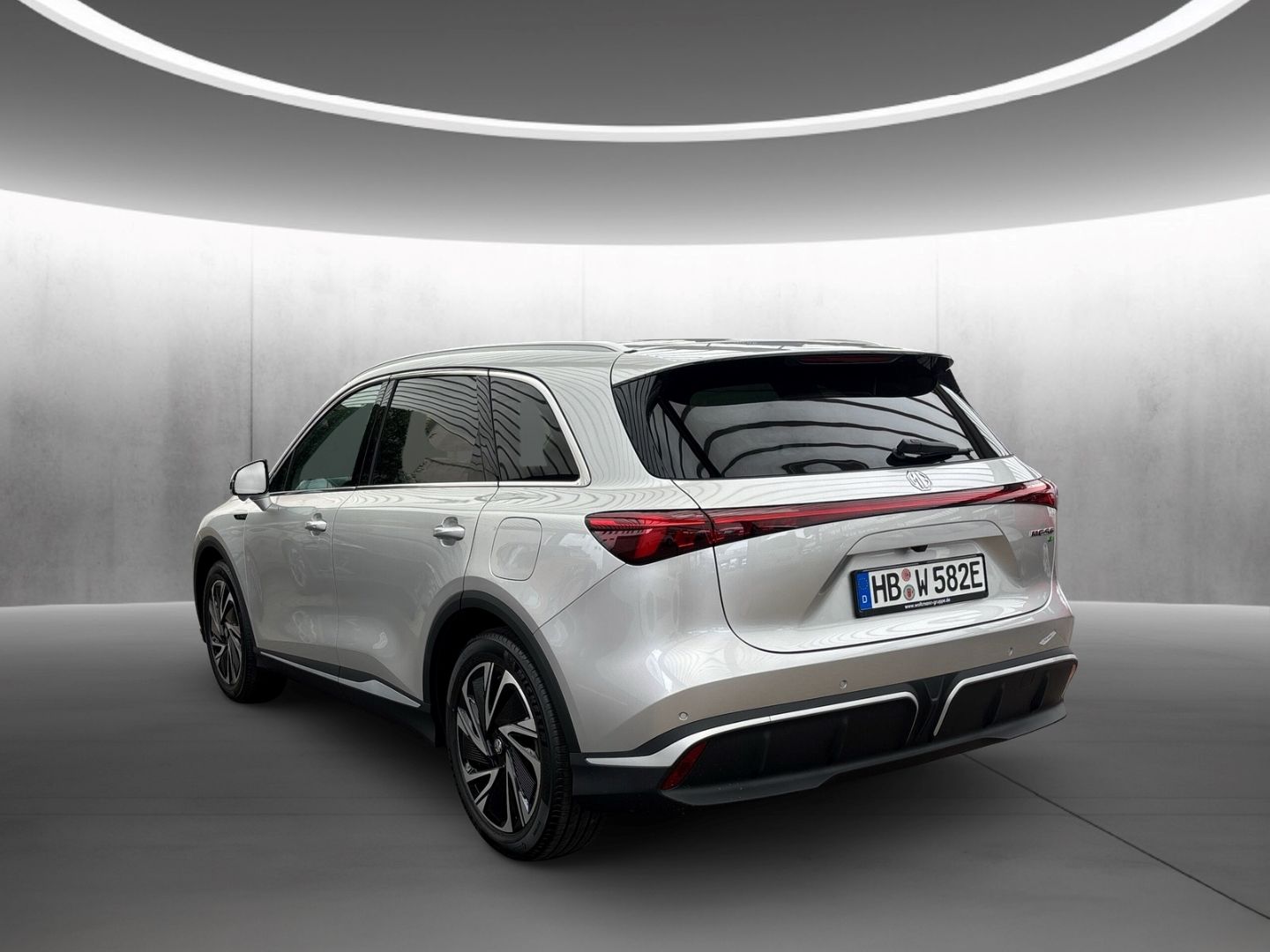 Fahrzeugabbildung MG S6 EV Luxury AWD