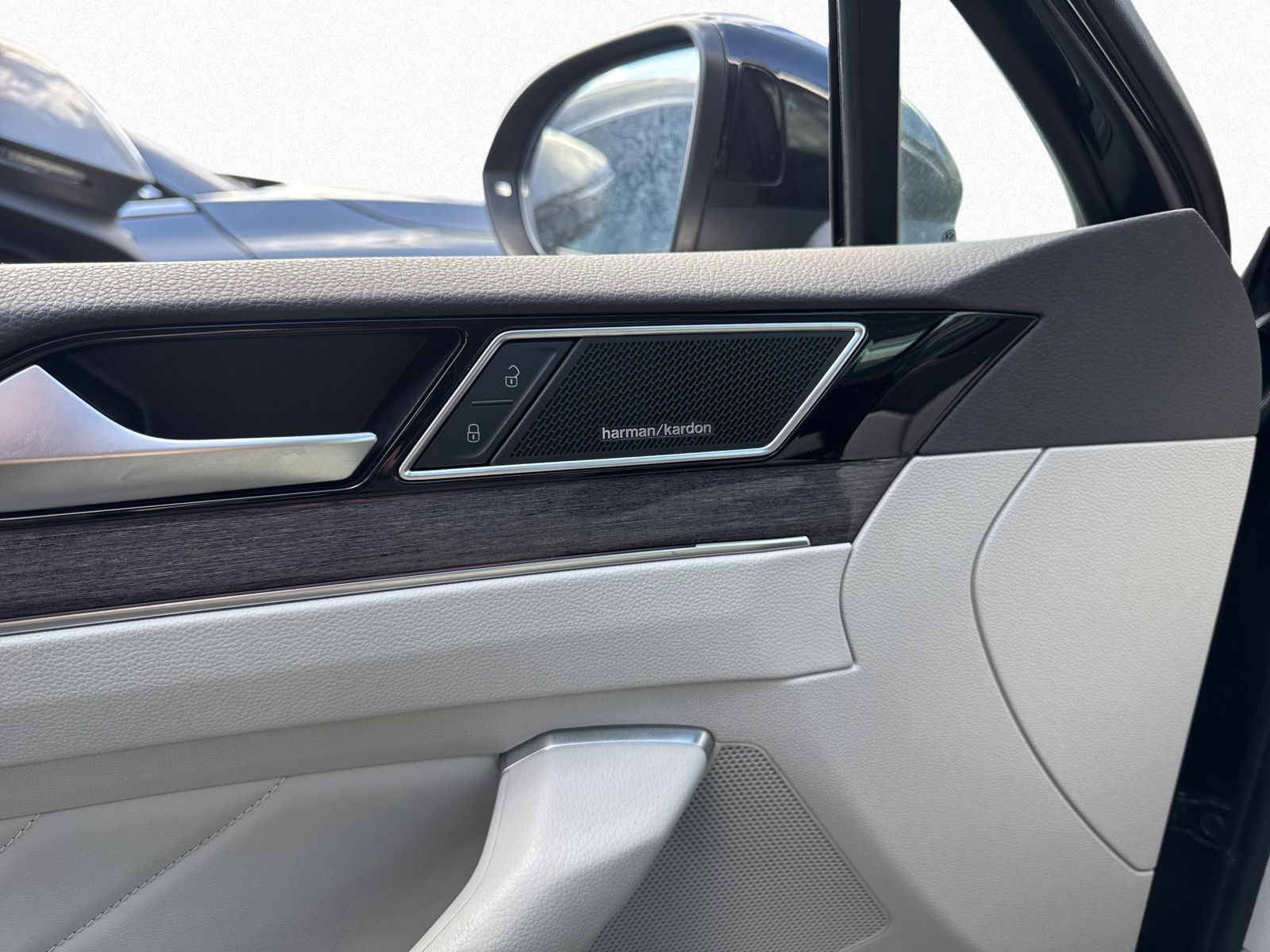 Volkswagen Passat Variant - Bild 14