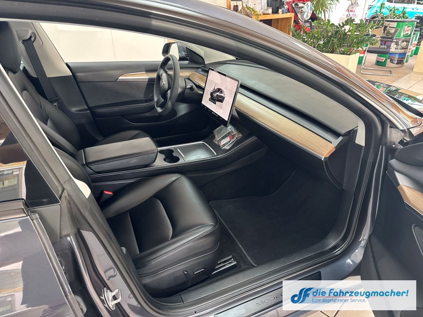 Fahrzeugabbildung Tesla Model 3 Long Range RWD Soundsystem ACC El. Heckk