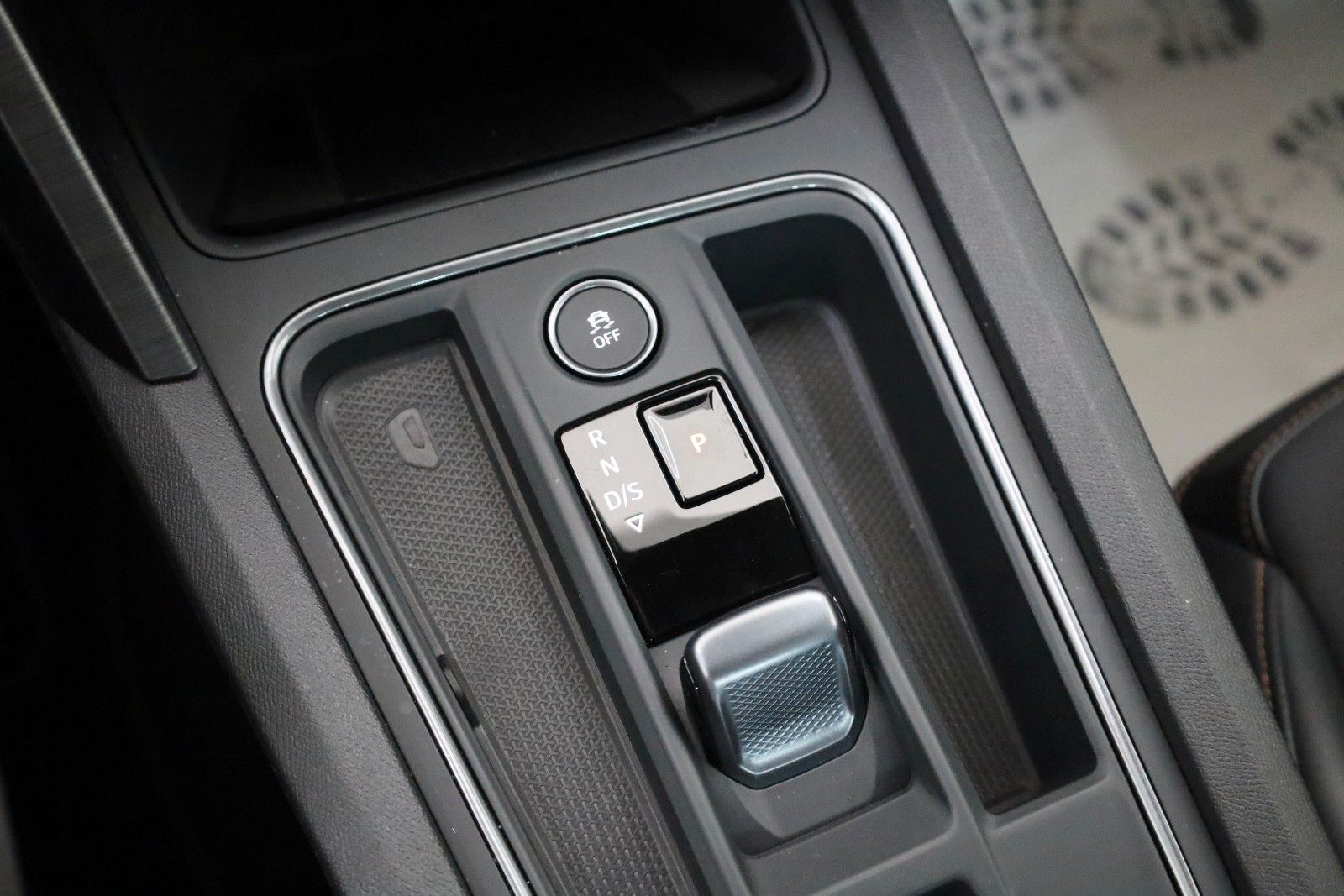 Fahrzeugabbildung CUPRA Formentor VZ 4Drive Brembo,Apple CarPlay,ACC,SH
