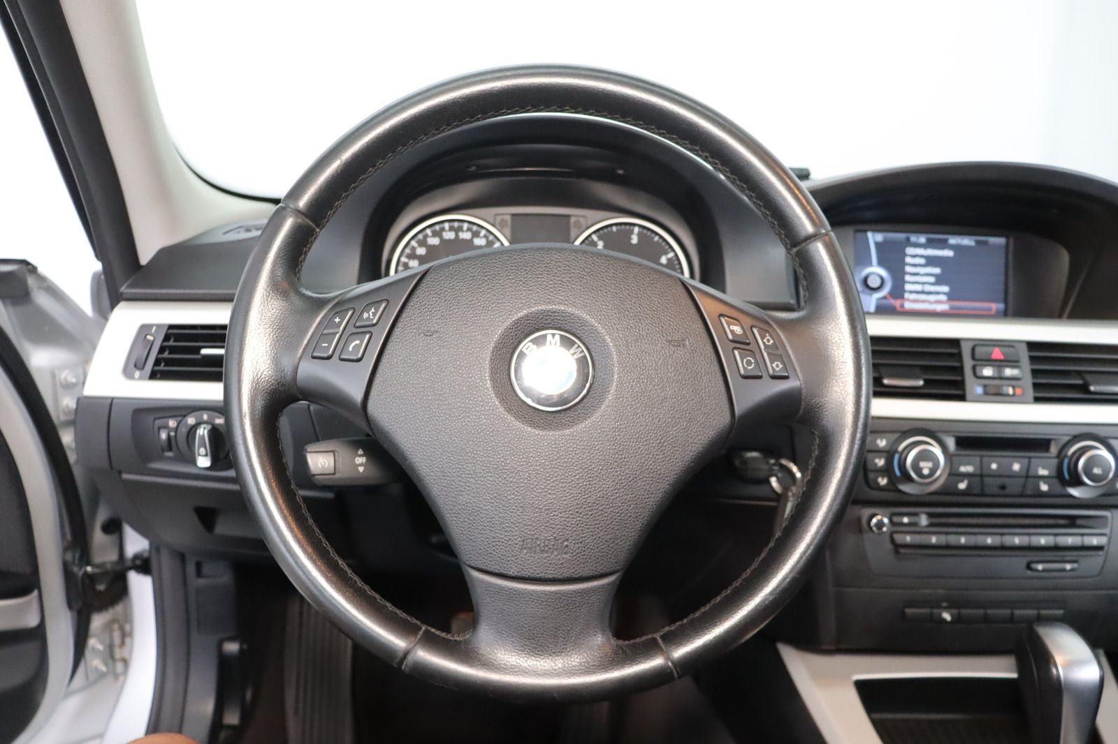 Fahrzeugabbildung BMW 320 d Touring