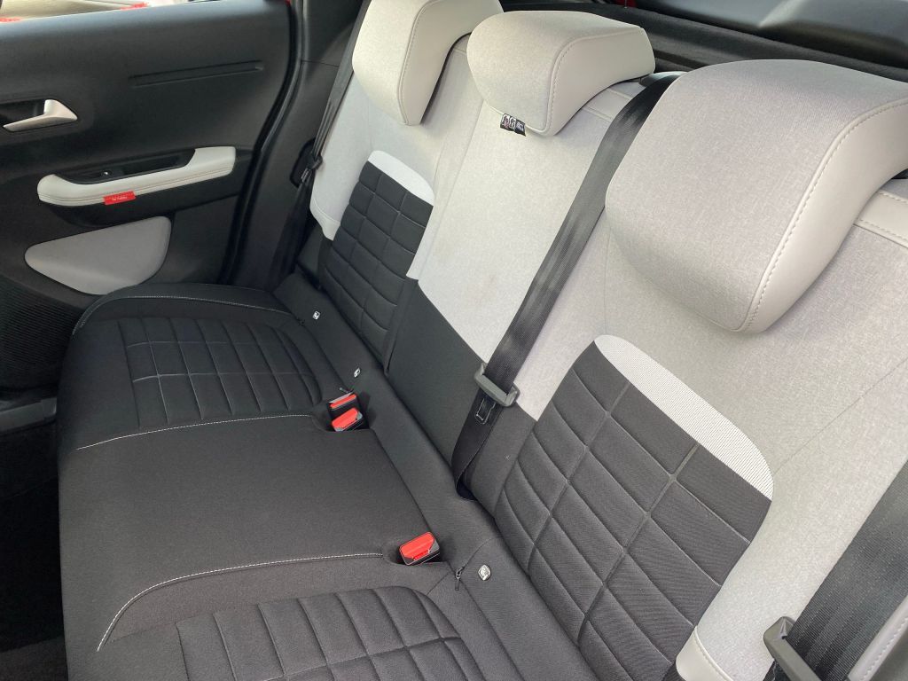 Fahrzeugabbildung Citroën C3 Turbo 100 MAX *Winter-Paket*