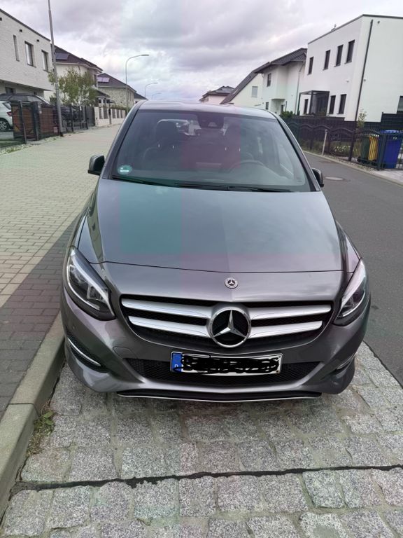 Image of Mercedes-Benz B 200