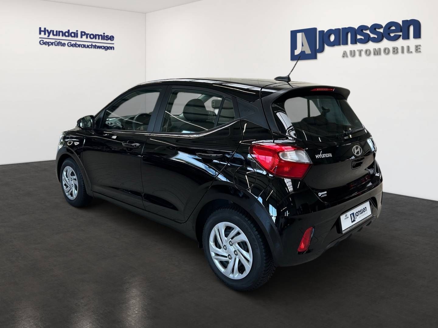 Fahrzeugabbildung Hyundai i10 FL 1.0 Benzin (63 PS) | Apple CarPlay u. And