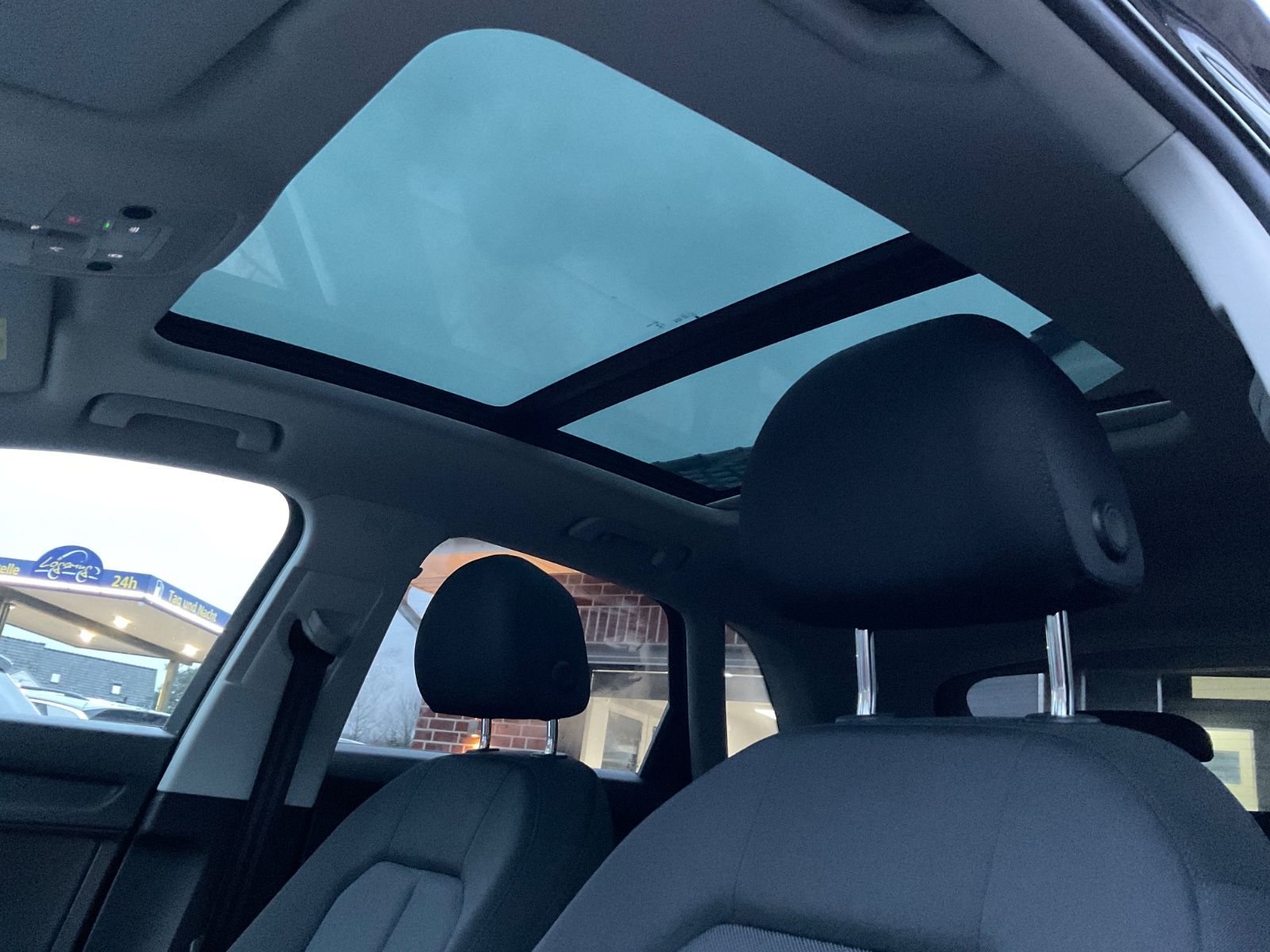 Fahrzeugabbildung Audi Q3 35 TFSI S tronic,Panorama,LED,Carplay,Navi