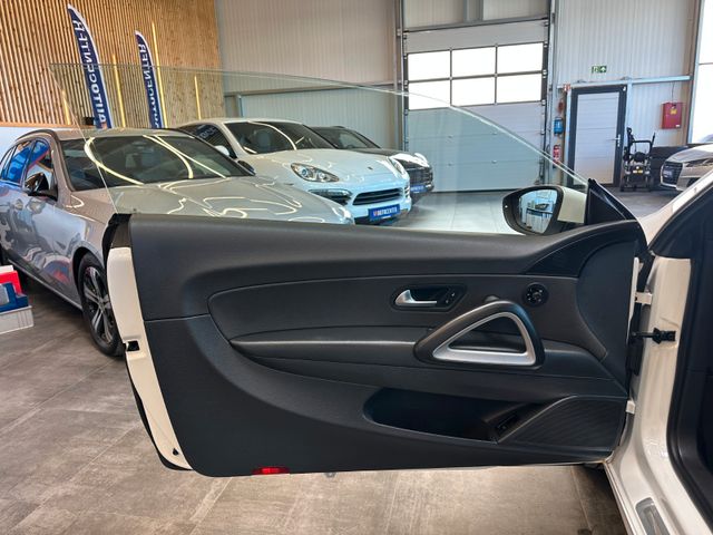 Volkswagen Scirocco 1.4 TSI *BiXenon*Navi*Sitzh*PDC*