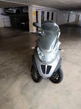 Piaggio Mp3 400 - PIAGGIO MP 400