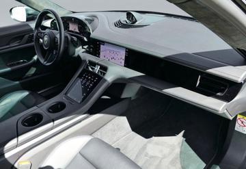 2020 Porsche TAYCAN 缩略图 13