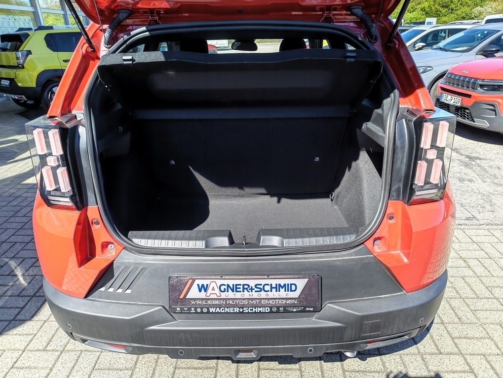 Fahrzeugabbildung Fiat Grande Panda ICON Hybrid 1.2 eDCT