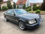 Mercedes-Benz Mercedes Benz E320 Coupé W124 Oldtimer Mot... - Mercedes-Benz E 320: Coupe