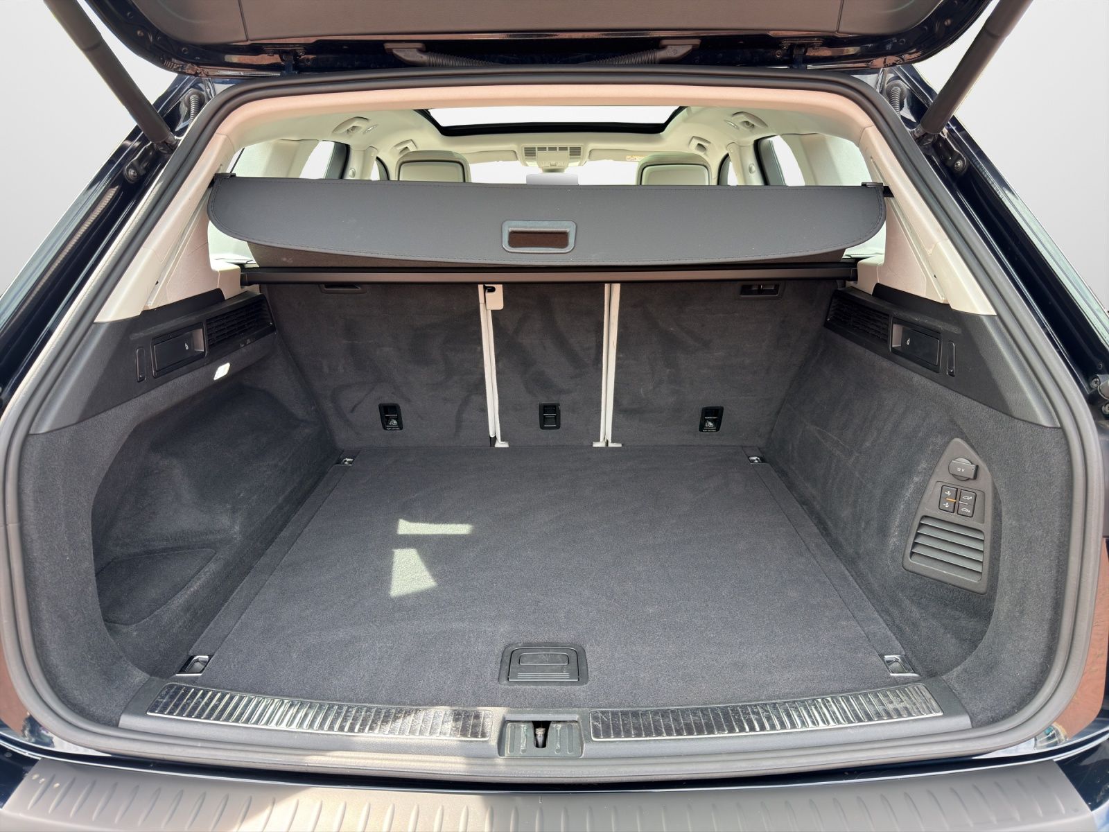 Volkswagen Touareg  3.0 TDI DSG 4M Elegance  HeadUp Panodac foto 13
