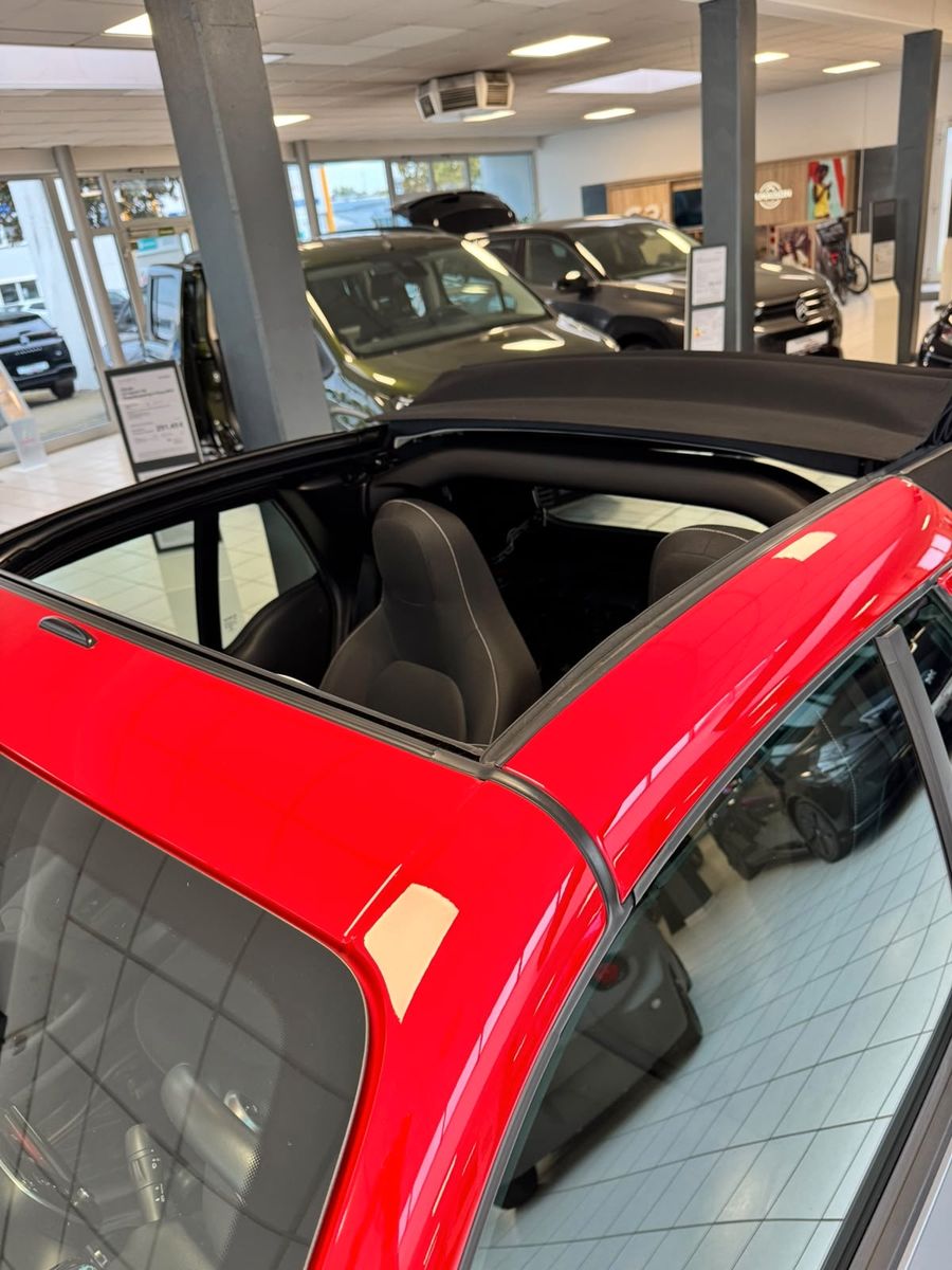 Fahrzeugabbildung Smart ForTwo fortwo cabrio Basis - mit KI generiert/bearbeitet