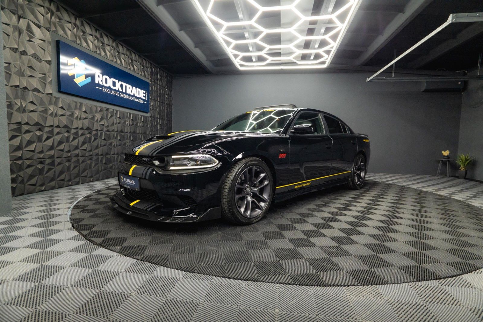 Fahrzeugabbildung Dodge Charger 6.4 V8 SRT 392 SCAT PACK Performance LED