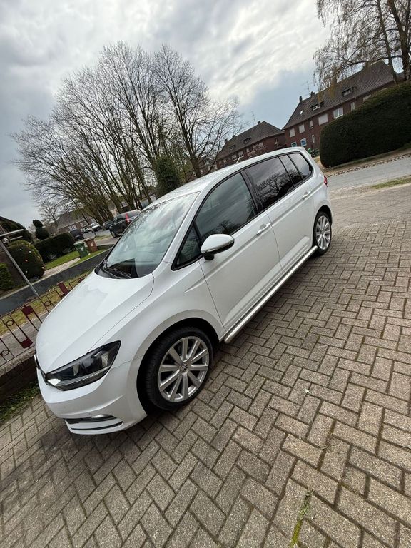 Image of Volkswagen Touran