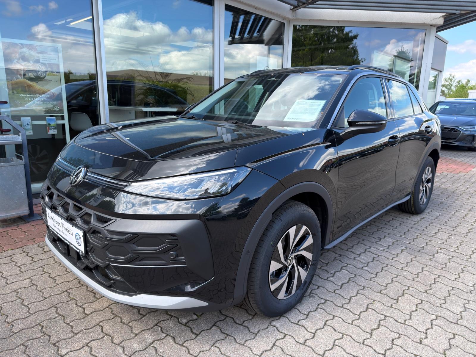 Volkswagen T-Roc 1.5 eTSI DSG Trend AHK App-Connect LED