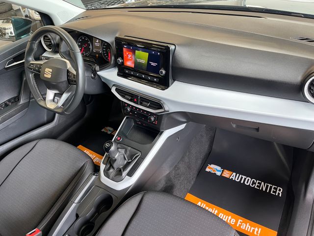 Seat Arona Style *1.HAND*LED*SPURASSIST*PDC*SZHZ*