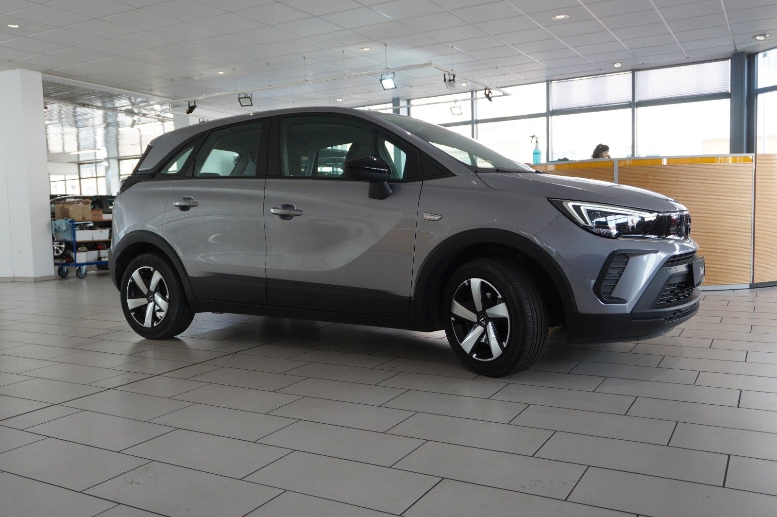 Fahrzeugabbildung Opel Crossland (X) 1.2 EDITION NAVI/LED/KAMERA/DAB+