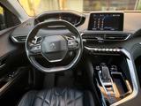 Peugeot 5008 BlueHDi 120 EAT6 Allure  - Peugeot mit Diesel-Antrieb: 1.6