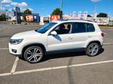 Volkswagen Tiguan 1.4 TSI BlueMotion Tech Sport & Style...