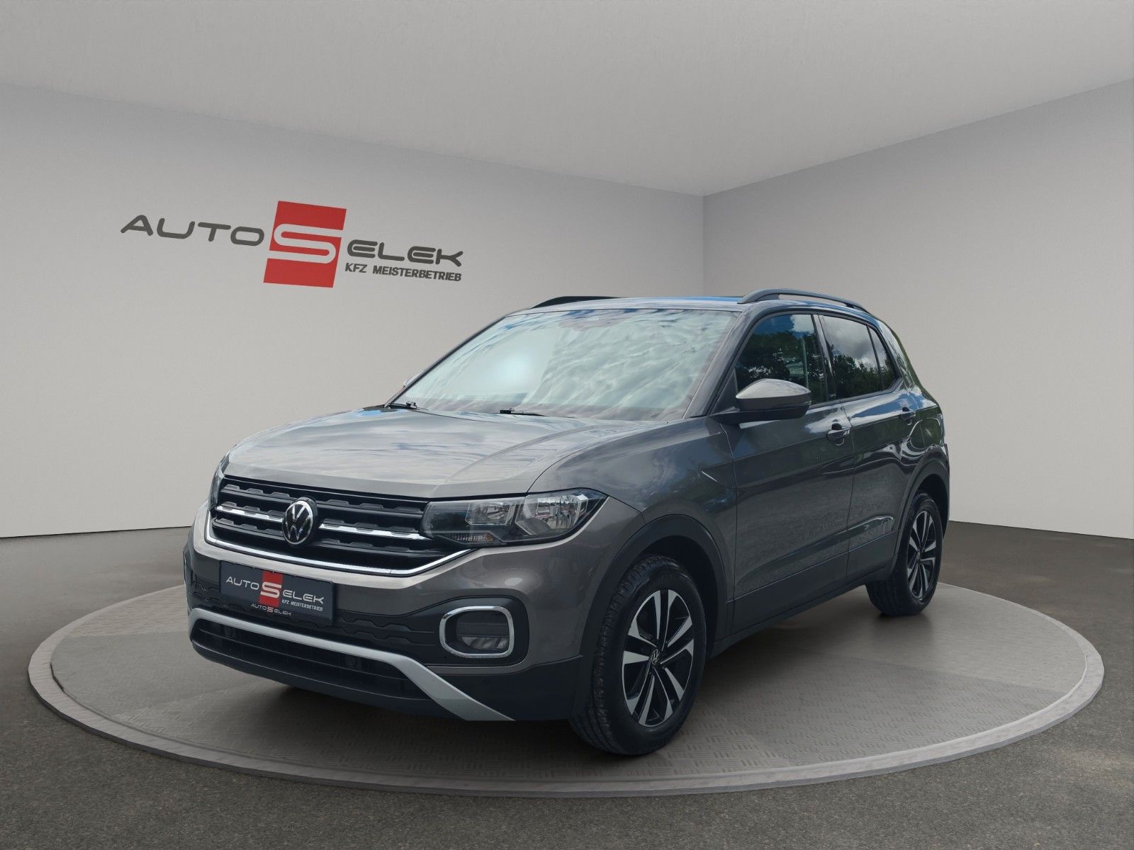 Fahrzeugabbildung Volkswagen T-Cross United NAVI SHZ PDC APP-CONNECT