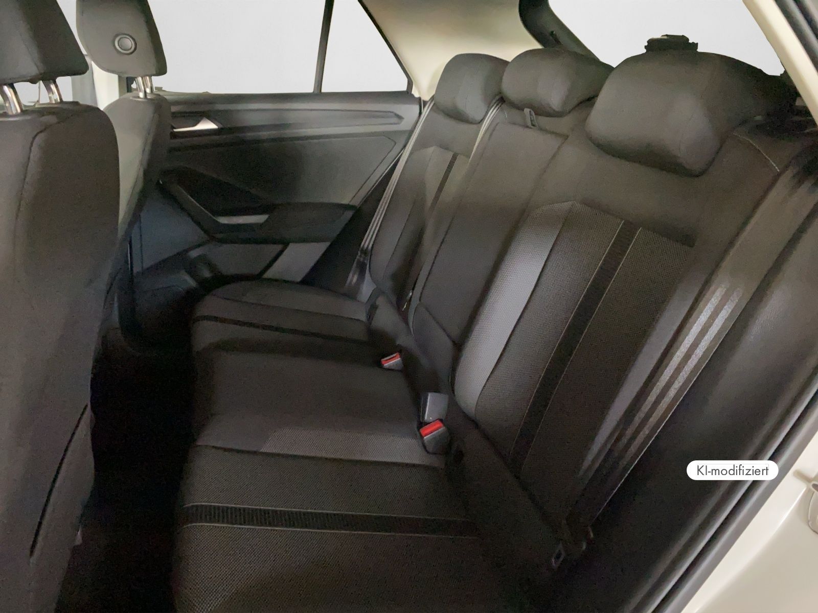 Volkswagen T-Roc - Bild 15