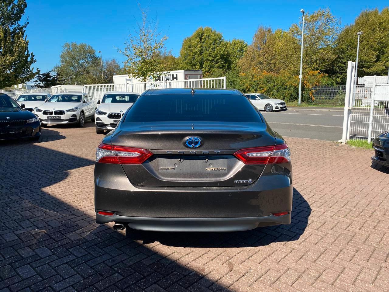 Toyota Camry Hybrid Executive Scheckheft 1.Hand