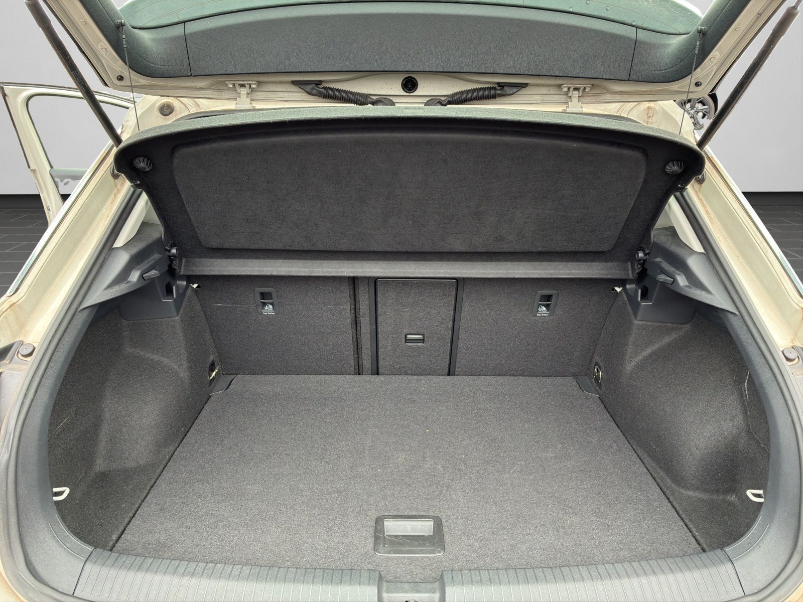 Volkswagen T-Roc - Bild 16
