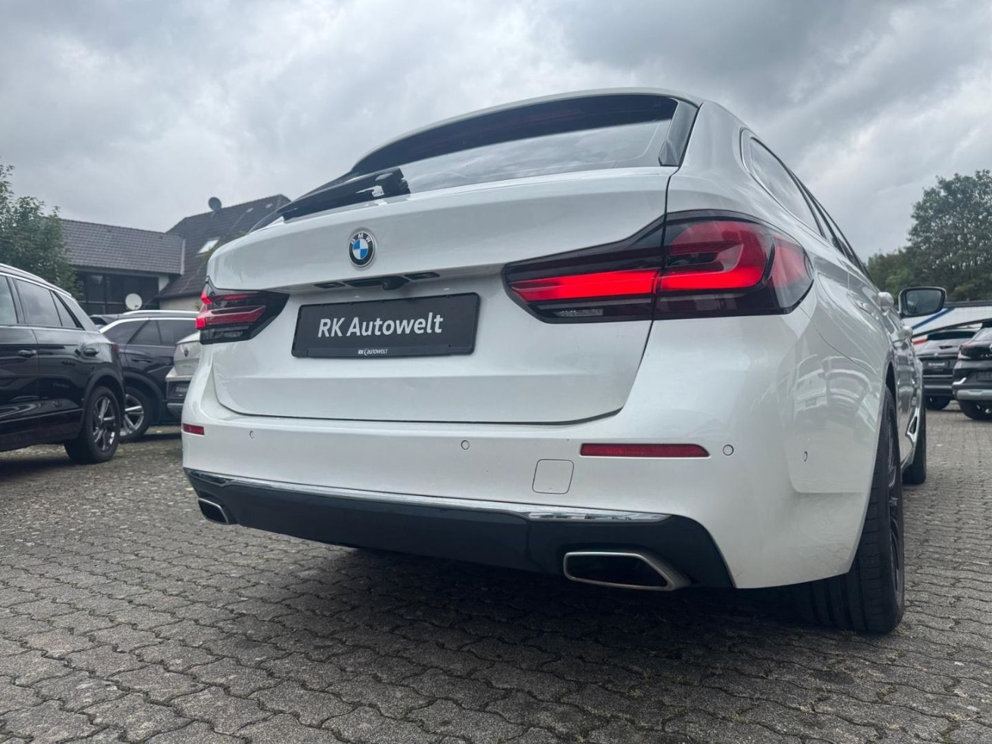 BMW 530 d xDrive Luxury Line Touring Panorama Park-A foto 12