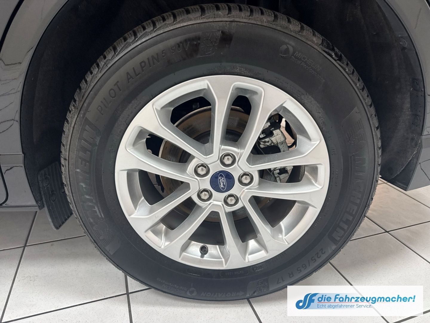 Fahrzeugabbildung Ford Kuga ST-Line 2.0 Navi Digitales Cockpit LED Blen