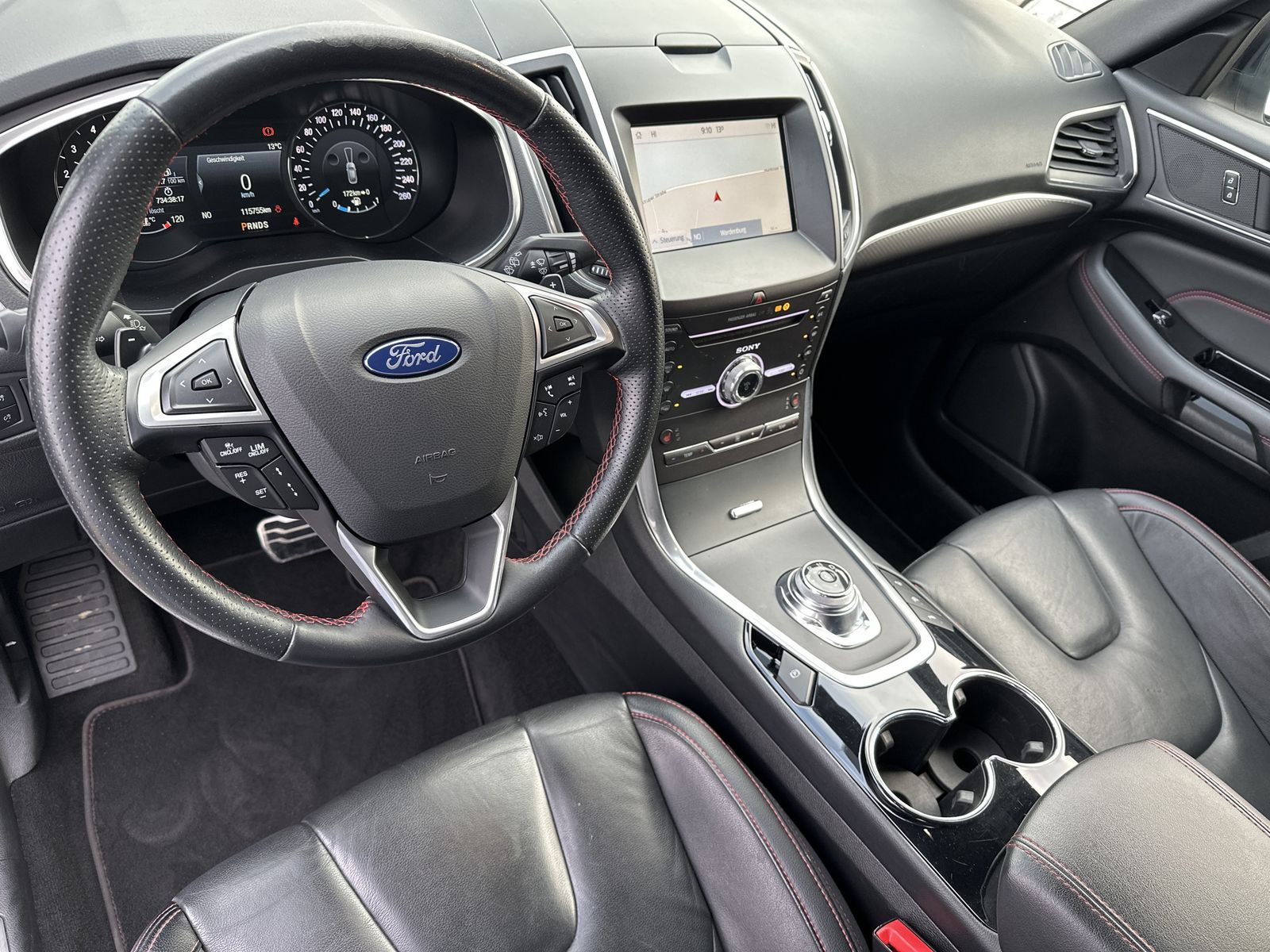 Fahrzeugabbildung Ford S-MAX 2.0 EB Aut. AWD ST-Line NAV+LED+ACC+PANO