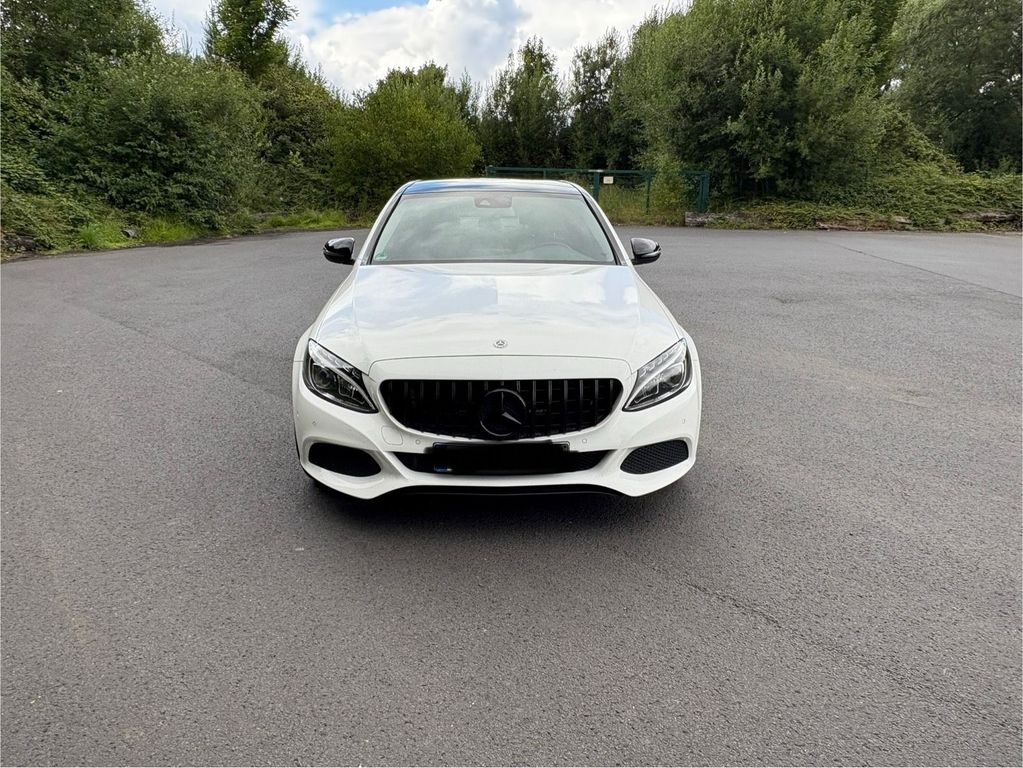 Image of Mercedes-Benz C 220